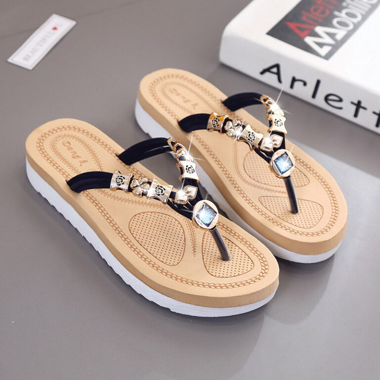 Classic Flip Flops for Women in Bulk