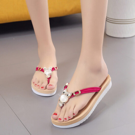Classic Flip Flops for Women in Bulk