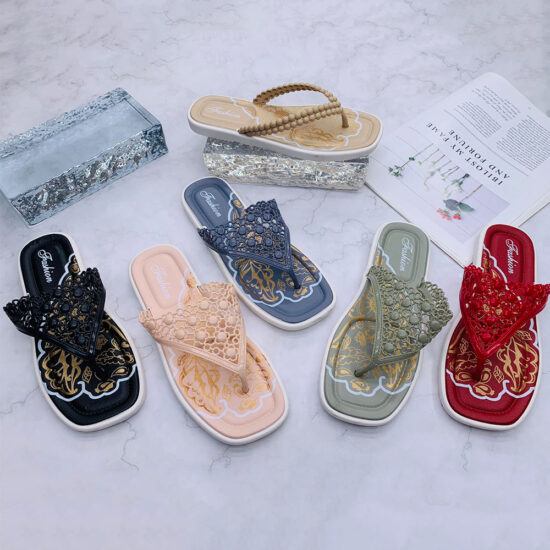 Custom Logo Women’s Rubber Flip Flops