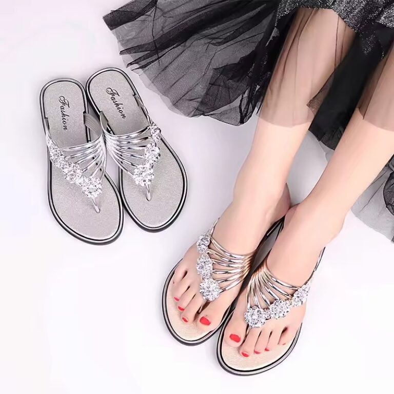 Slip-On Ladies Flip Flops Casual
