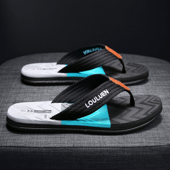 Heavy-Duty Men's Flip Flops for Outdoor Use