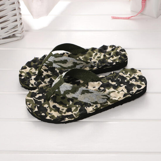 Men's Black Flip Flops for Casual Summer Wear