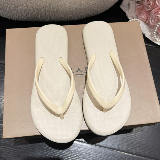 Non-Slip Foam Flip Flops for Ladies