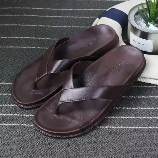 Streetwear-Inspired Men's Flip Flops