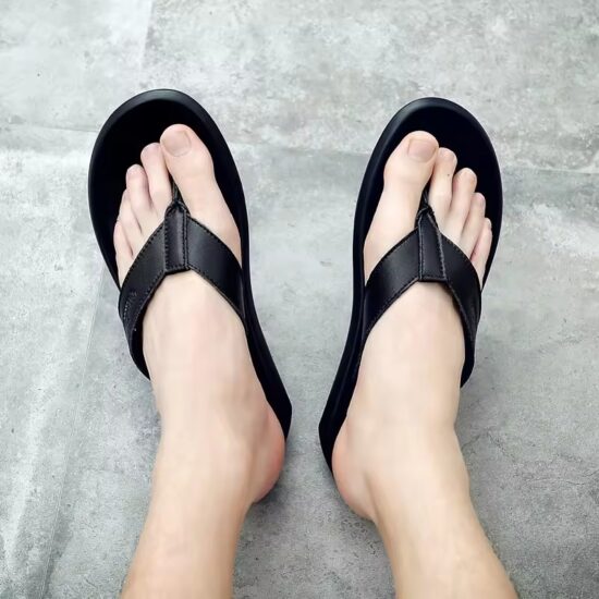 Waterproof Mens Flip Flops for Poolside