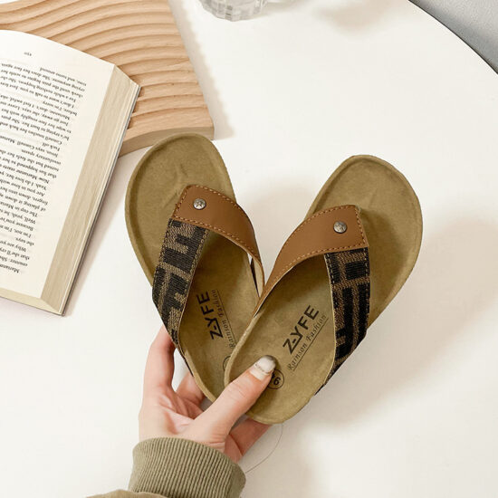 boys-kids-flip-flops-dark-blue
