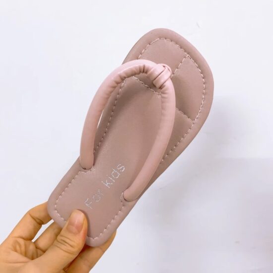 kids-flip-flops-bulk-supplier