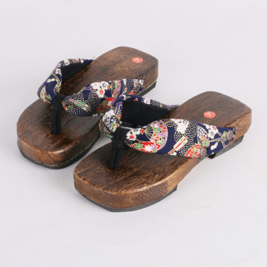kids-flip-flops-for-holiday-travel
