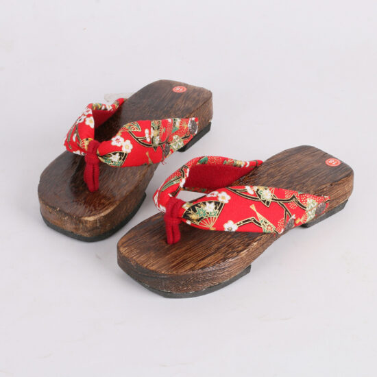 kids-flip-flops-for-holiday-travel