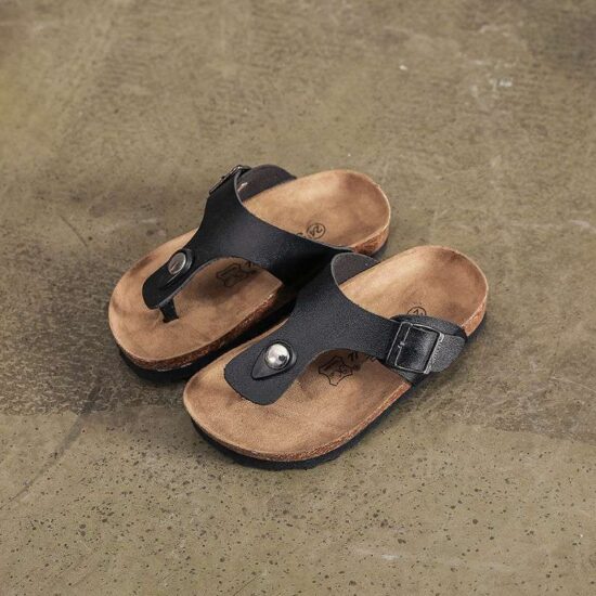 kids-flip-flops-for-pool-beach