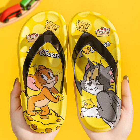 non-slip-kids-flip-flops-sandals