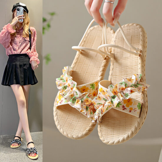 womens-flat-sandals-beach-style