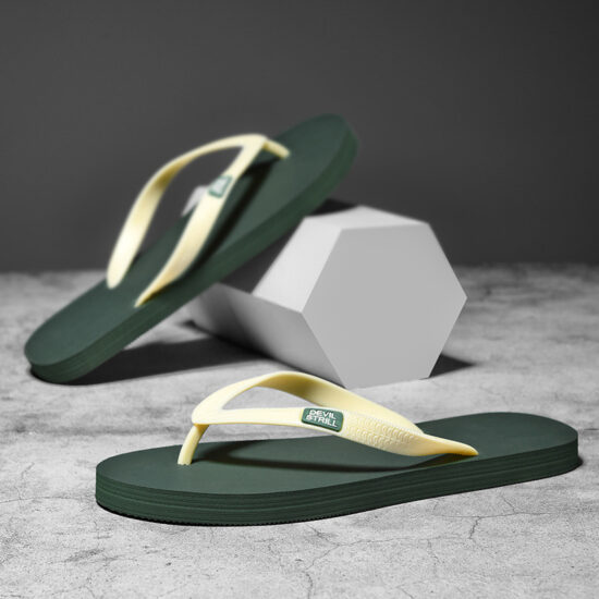 Men's Thai latex flip flops for outdoor summer beach use
