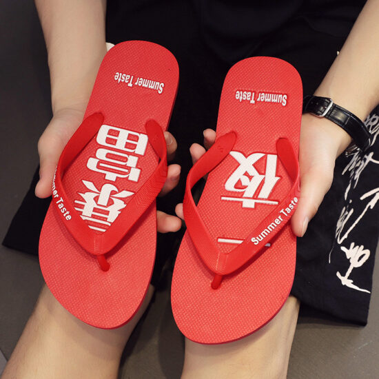Durable men’s toe-post flip flops for summer beach or shower use