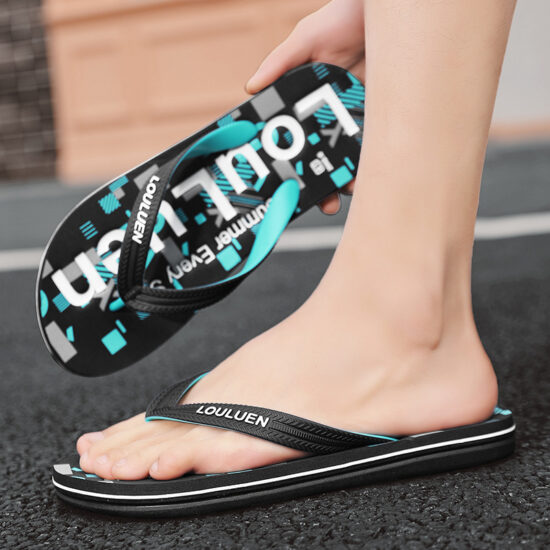 Men’s summer beach flip flops with Korean style