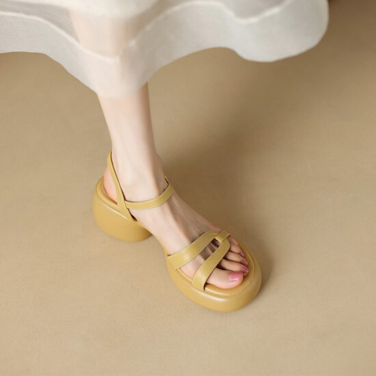 cute-summer-sandals-women-thick-sole