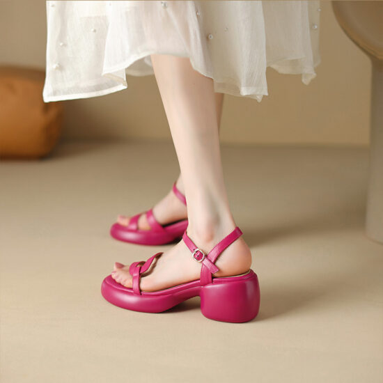 cute-summer-sandals-women-thick-sole